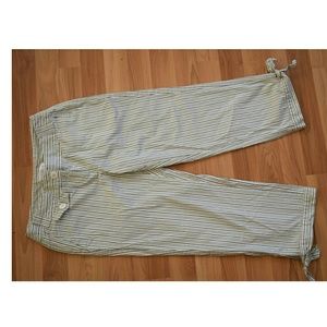White House Black Market Capri Pants Size 0